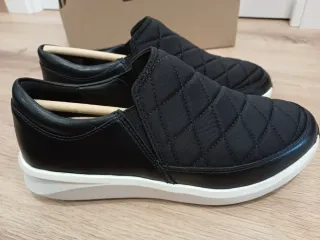 Clarks N37.5 Cuero+Tela Negro