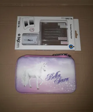 NUEVO. Funda Nintendo DSi XL+protectores pantallas