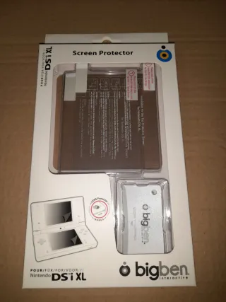 NUEVO. Funda Nintendo DSi XL+protectores pantallas