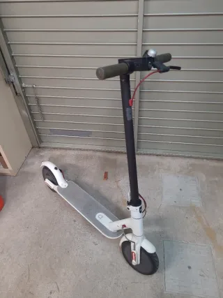 Patinete Eléctrico Blanco