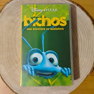 Película VHS Bichos Disney Pixar
