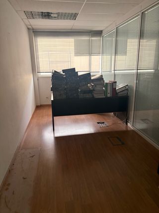 Mesa de oficina modular madera y metal