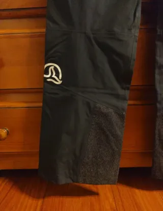 Pantaloncini da alpinismo o sci Ternua Advance PT W