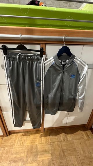Chándal Adidas Gris Talla L (12-14 años)