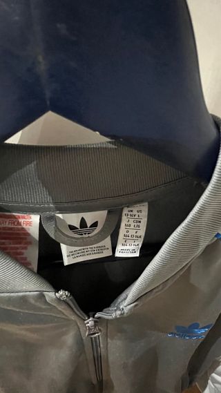 Chándal Adidas Gris Talla L (12-14 años)