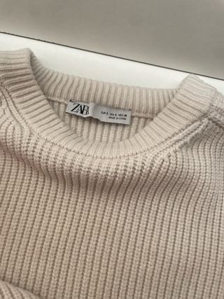 Jersey Zara blanco acanalado grueso