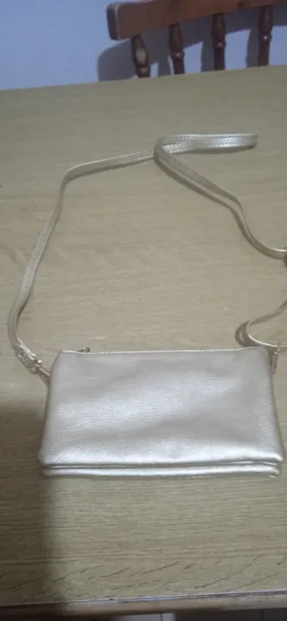 Borsetta a tracolla color oro