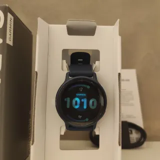 Garmin Vivoactive 5 Smartwatch Blue NUOVO