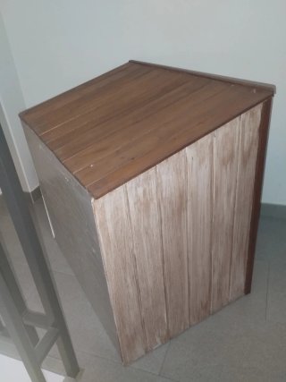 Caseta de perro hecha a mano