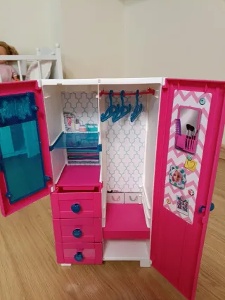 Armario de Nancy Rosa con Cajones