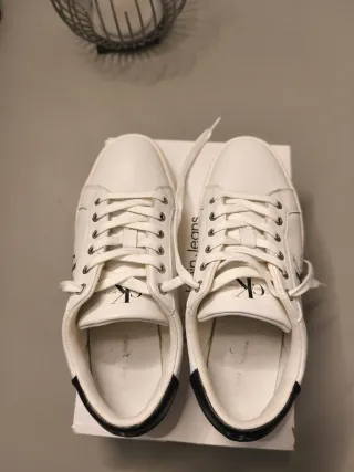 Zapatillas Calvin Klein Blancas y Negras