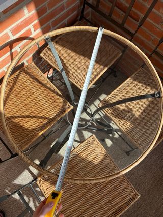 Mesa y 4 sillas exterior + estantería