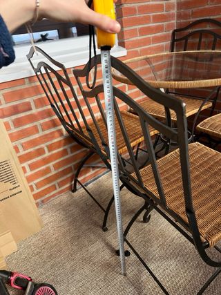 Mesa y 4 sillas exterior + estantería