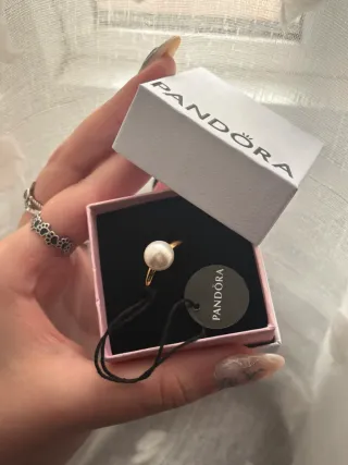 Anillo Pandora dorado Perla Blanca