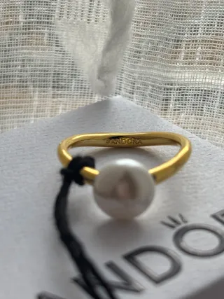 Anillo Pandora dorado Perla Blanca