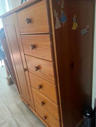 Cómoda de pino con 6 cajones