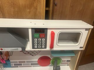 Cocinita de madera para niños