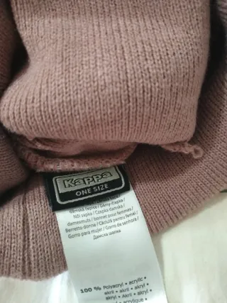 Cappello Kappa e calzini donna