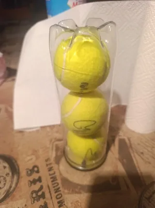 Estuche Pelotas Tenis M Movistar Firma Rafa Nadal