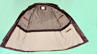 Chaqueta de piel marrón