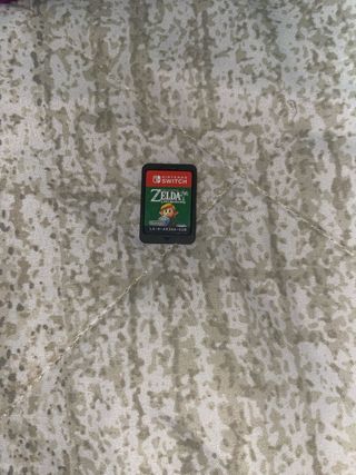 Nintendo Switch Morado y Amarillo