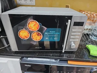 Microondas Cecotec 20L Nuevo