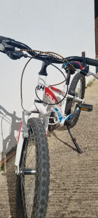 Bicicleta BH California 20 pulgadas Blanca