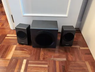 Altavoces 2.1 Logitech Z337 Bold Sound