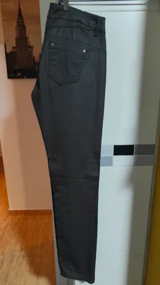 Pantalón vestir Mango gris/marrón talla M