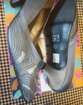 Zapatos de piel, plateados sin estrenar