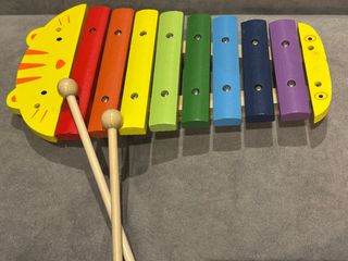 Xilófono de madera infantil