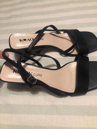 Sandalias Krack Piel Tiras Negras T40