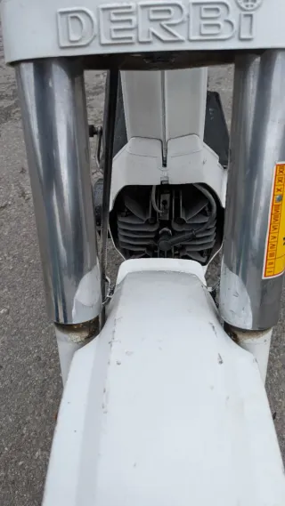 Derbi Variant Start Blanca