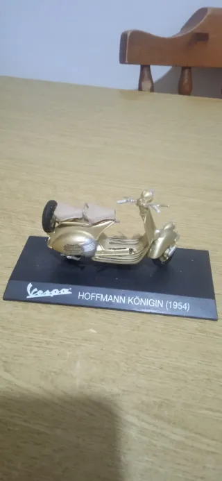 Modellino Vespa Hoffmann Königin 1954