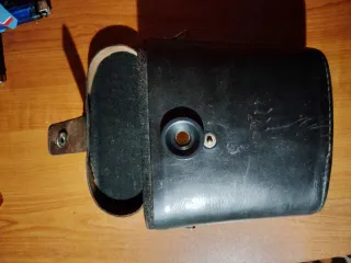 Funda prismáticos cuero antigua