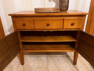 Mueble recibidor de madera