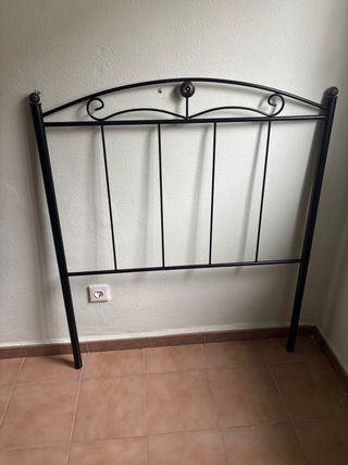 Cama completa de 105 cm.