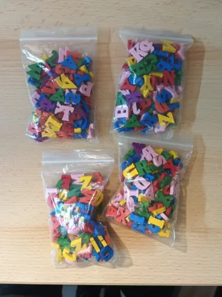 Mini letras madera colores