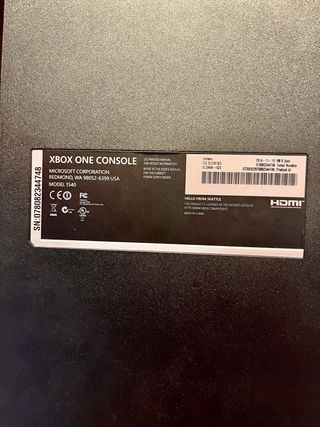 Xbox One Nera + Controller e Alimentatore