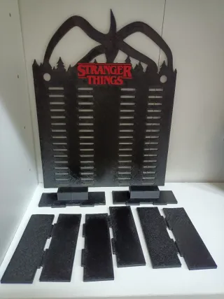 Estantería Stranger Things Negra
