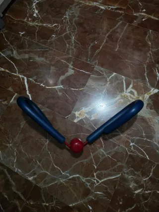 Aparato de gimnasia para piernas y pecho