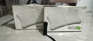 Nintendo Wii Fit Balance Board + Controller