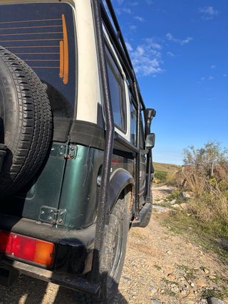 Baca Suzuki Samurai / Santana a medida