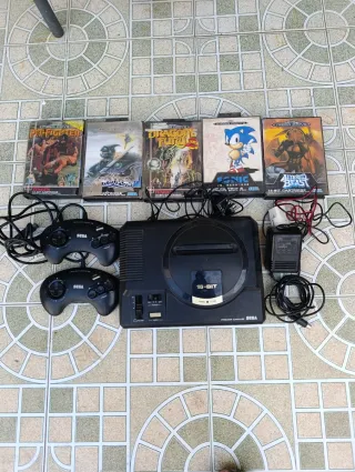 Console Sega Mega Drive Nera + 5 Giochi