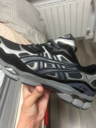 Asics Gel Negras Talla 42.5 Nuevas