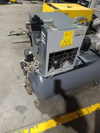 Compresor Atlas Copco FX1 con filtro