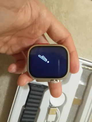 Reloj Inteligente Dorado y Plateado