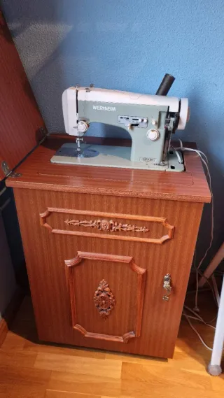 Máquina de coser Wertheim