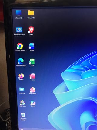 PC Gaming i5 9400F 16GB RX580 NVMe SSD Win11 Offic