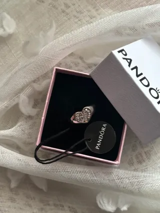 Anillo Pandora Corazón Brillante